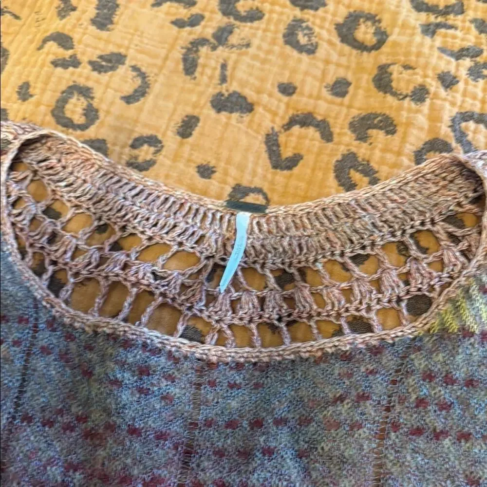 Free people morning bell crochet mohair sweater size S - Picture 10 of 10